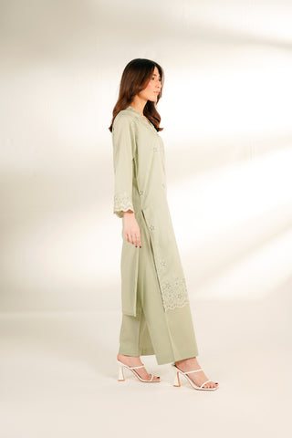 2 Piece Lawn Embroidered Suit (CS0129)