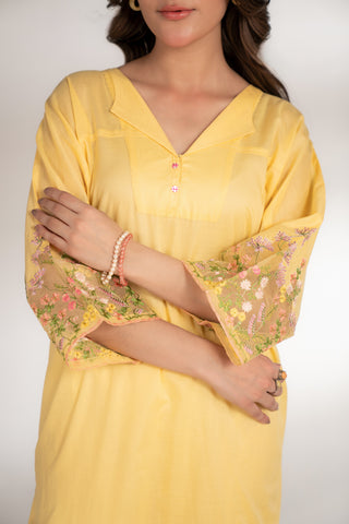 2 Piece Lawn Embroidered Suit (CS0138)