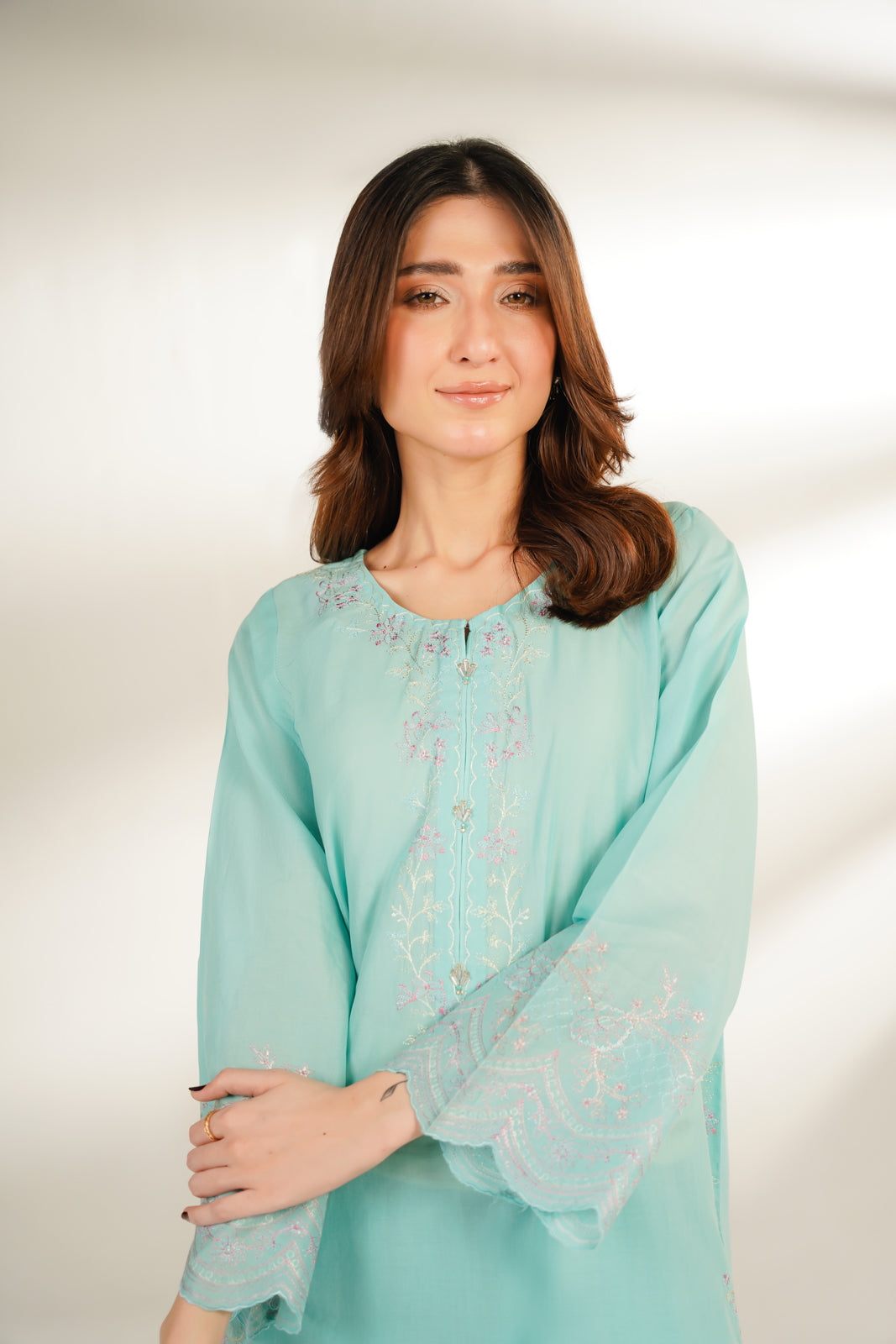 2 Piece Lawn Embroidered Suit (CS0150)