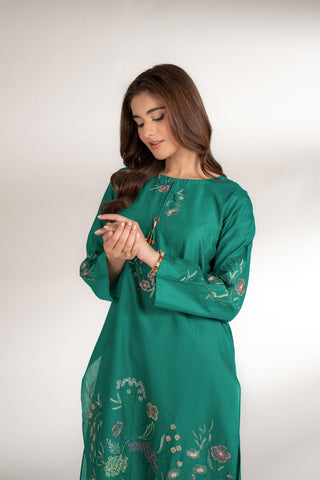 2 Piece Lawn Embroidered Suit (CS0152)