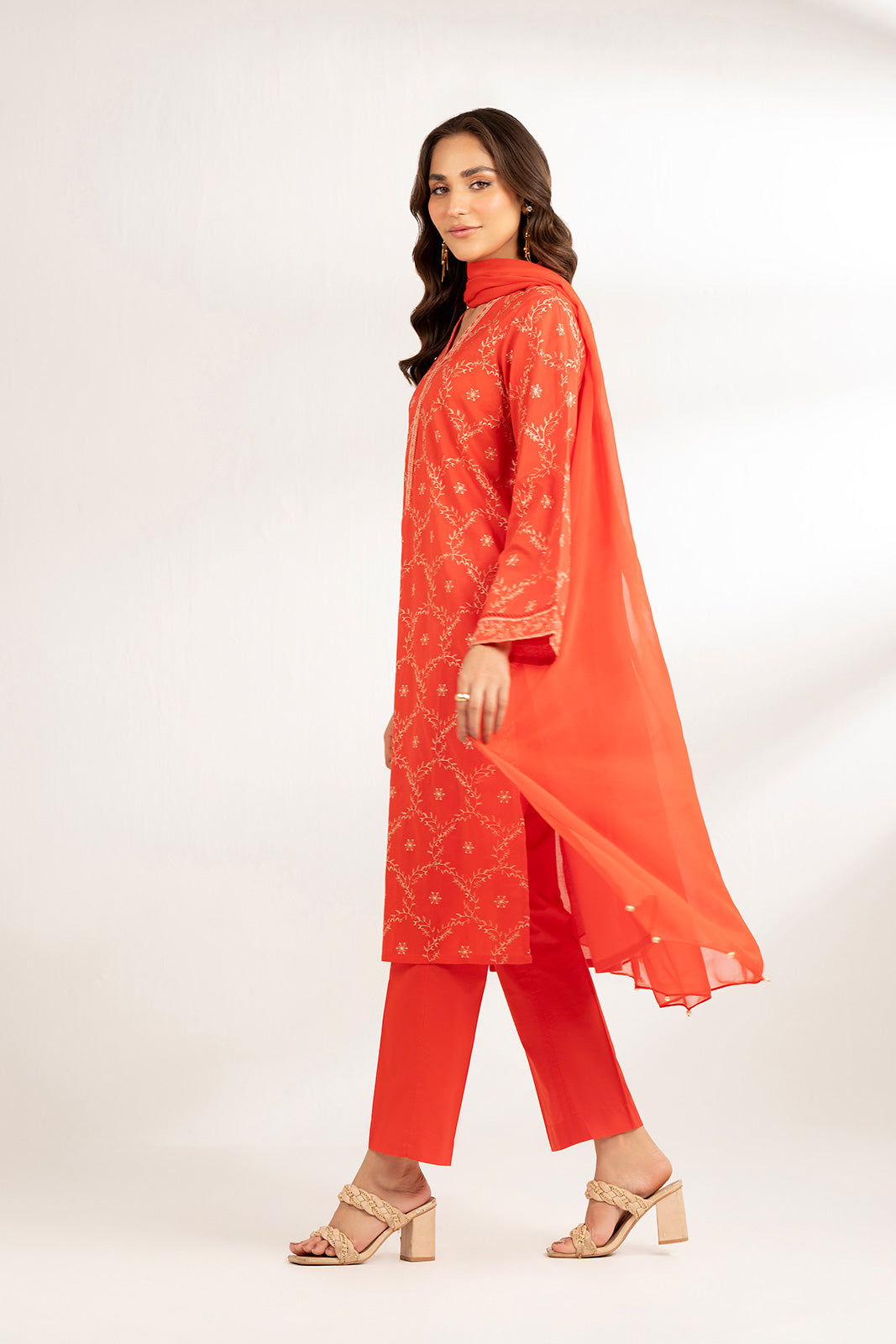 3 Piece Lawn Embroidered Suit (CS0188)