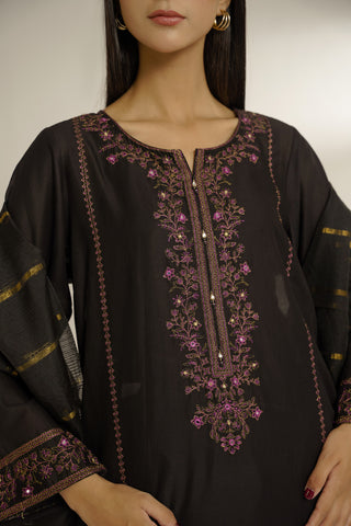 3 Piece Lawn Embroidered Suit (CS0191)