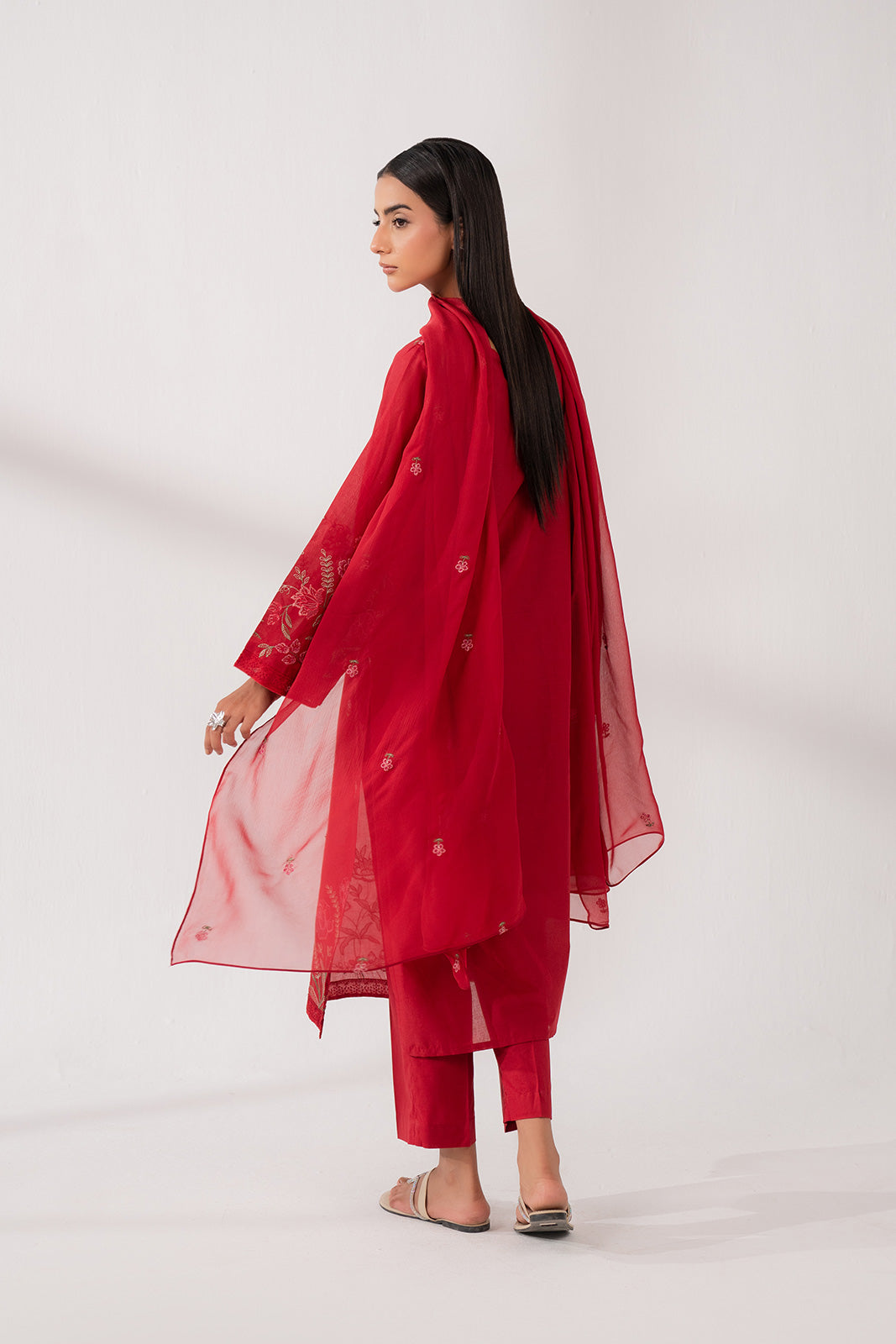 3 Piece Lawn Embroidered Suit (CS0219)