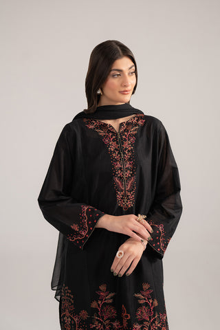 3 Piece Lawn Embroidered Suit (CS0229)