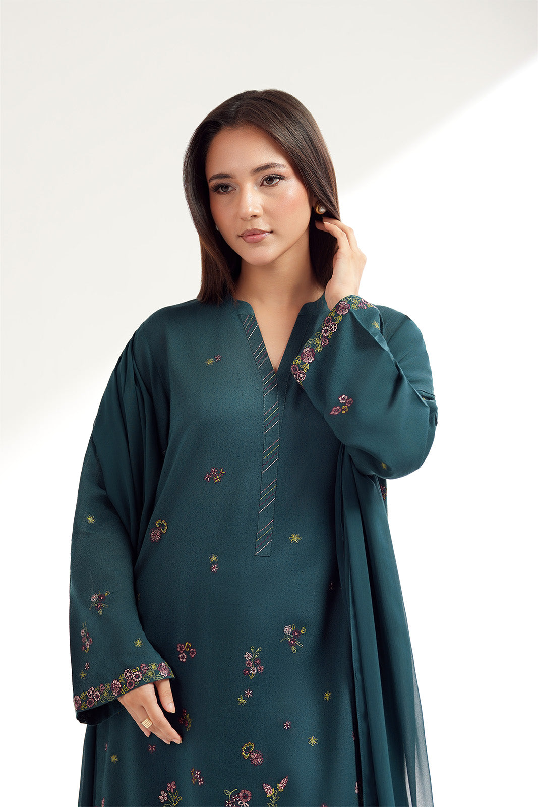 3 Piece Lawn Karandi Embroidered (CS0257)
