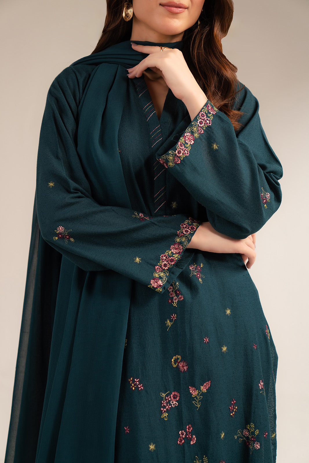 3 Piece Lawn Karandi Embroidered (CS0257)