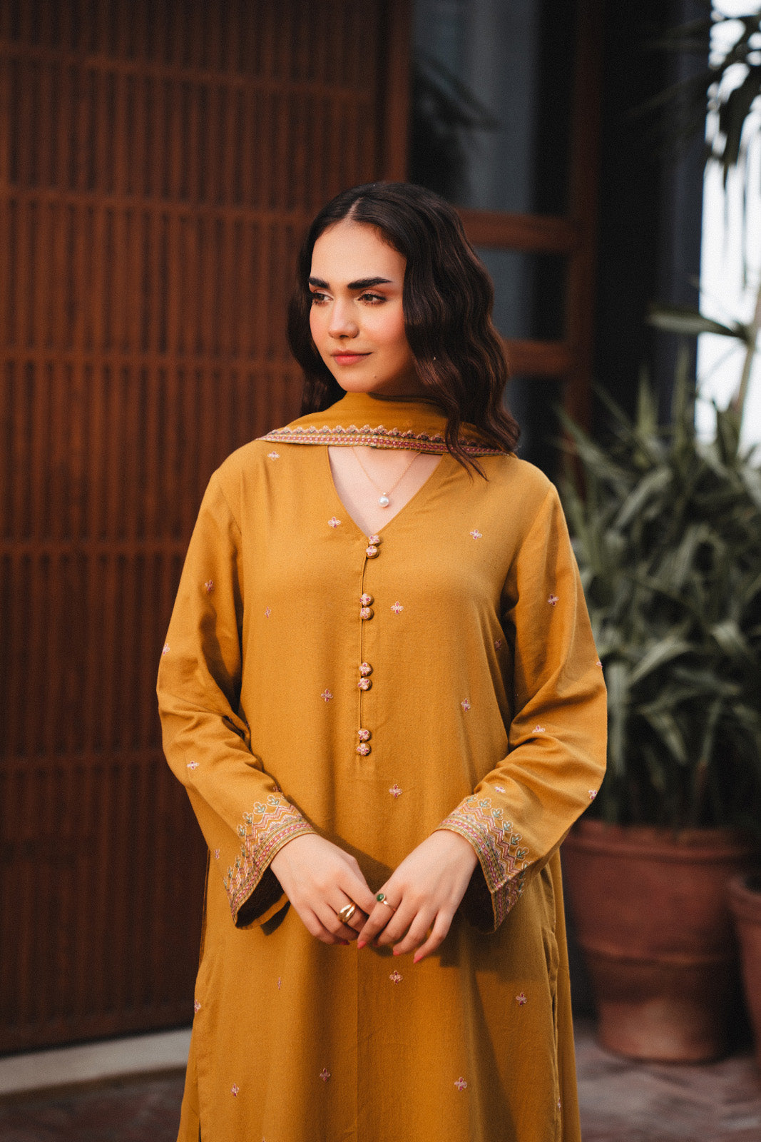 3 Piece Lawn Karandi Embroidered (CS0259)