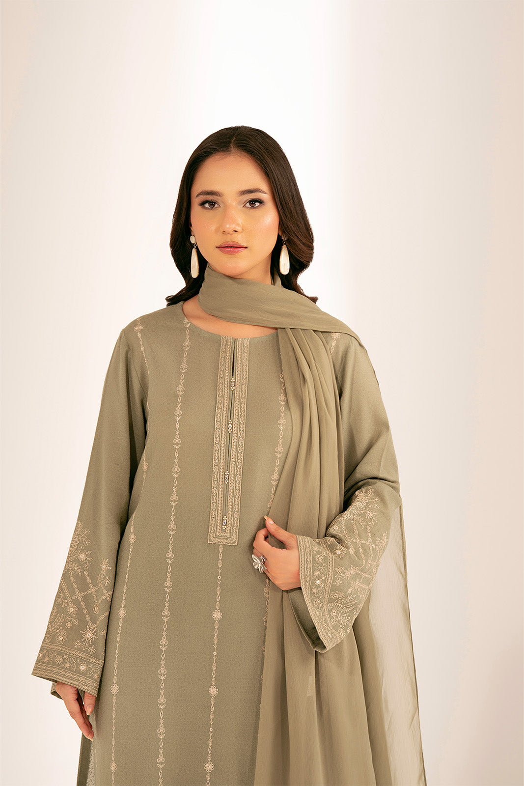 3 Piece Lawn Karandi Embroidered Suit (CS0297)