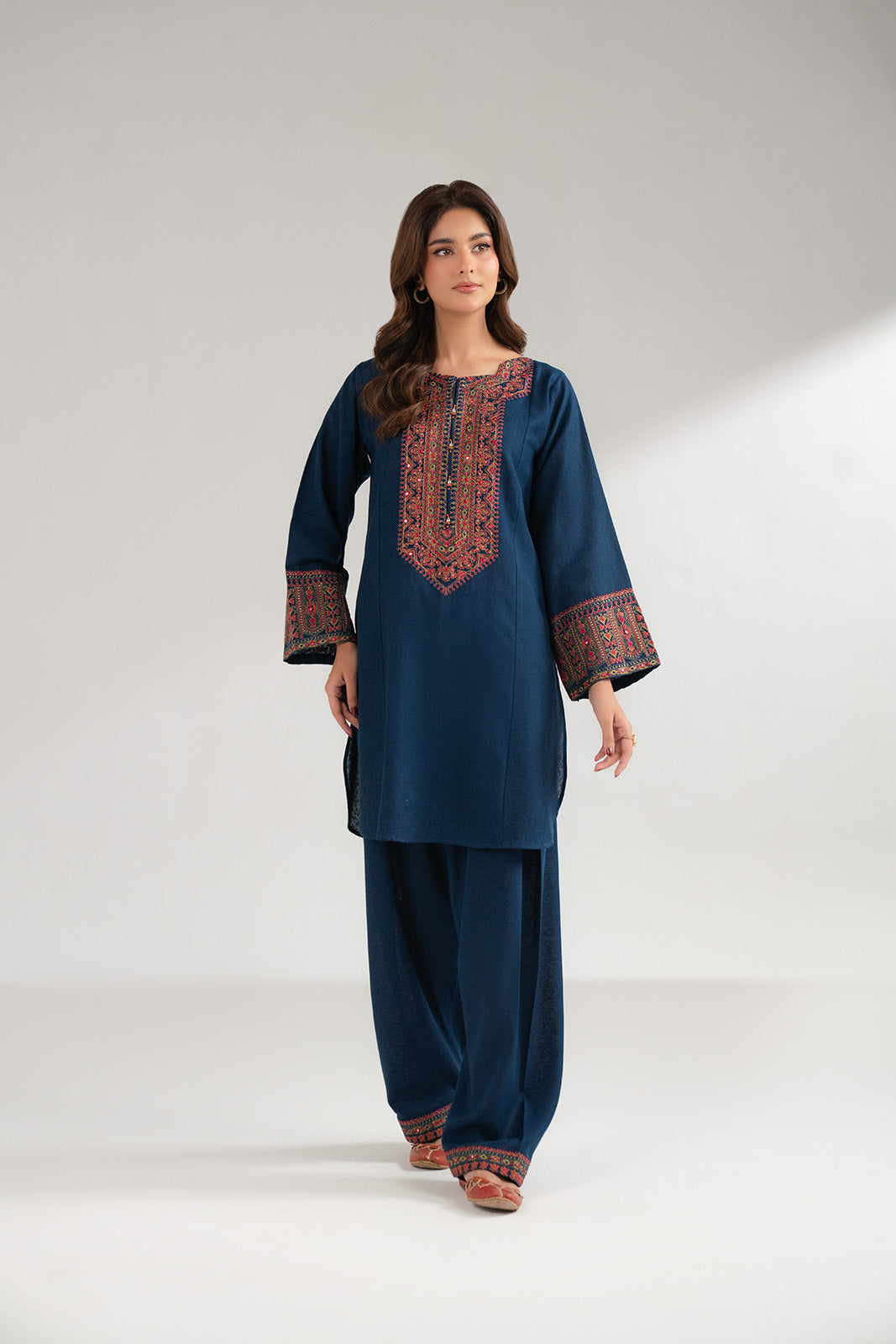 2 Piece Cotton Karandi Embroidered (CS0303)