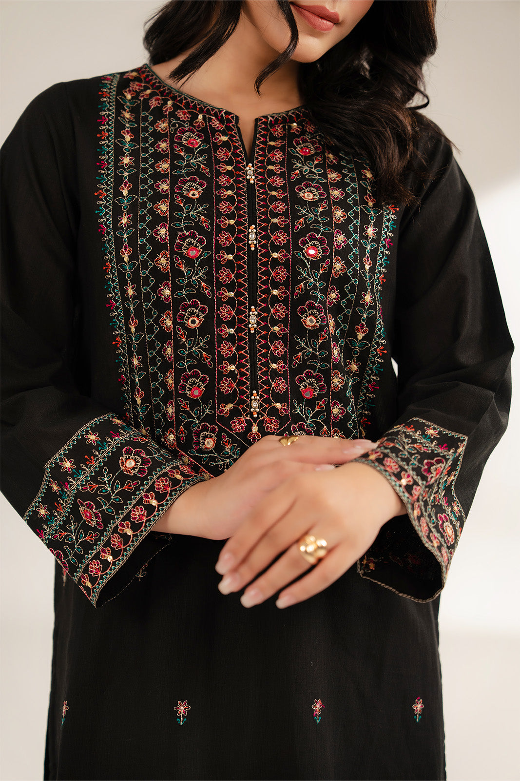 2 Piece Slub Khaddar Embroidered Suit (CS0306)