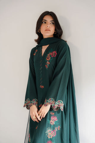 3 Piece Lawn Karandi Embroidered Suit (CS0322)