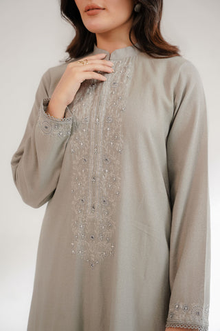 2 Piece Lawn Karandi Embroidered Suit (CS0325)