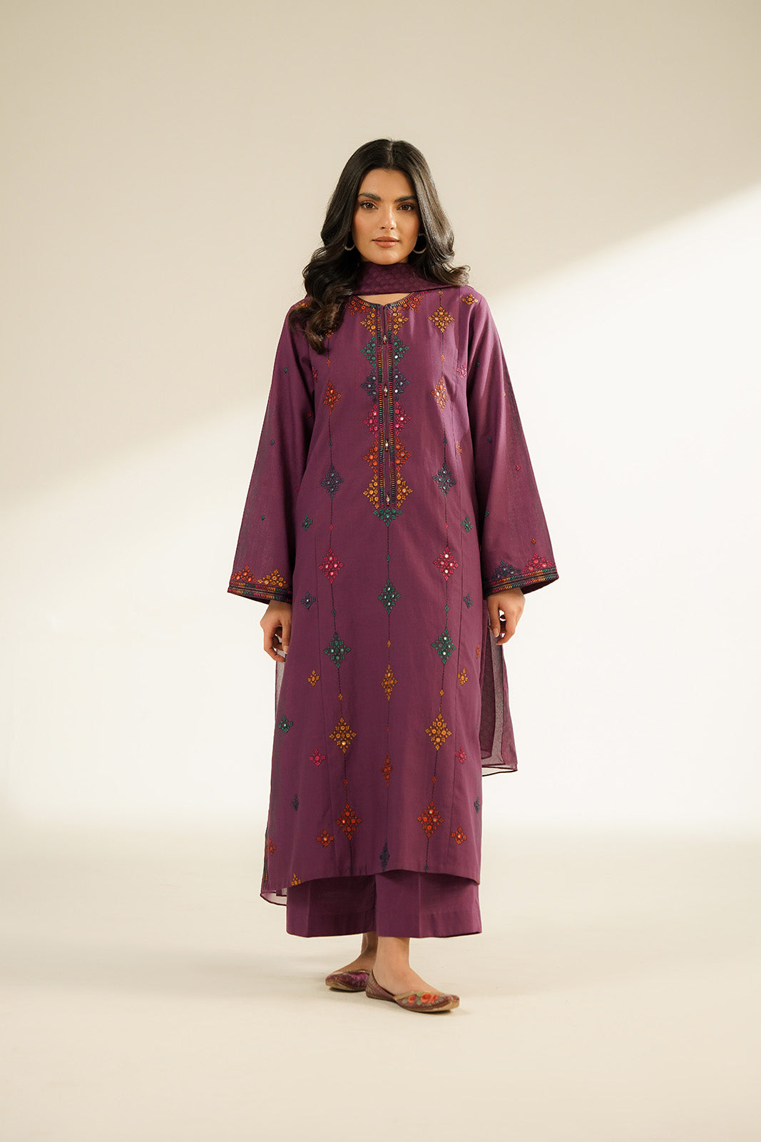 3 Piece Slub Khaddar Embroidered Suit (CS0404)