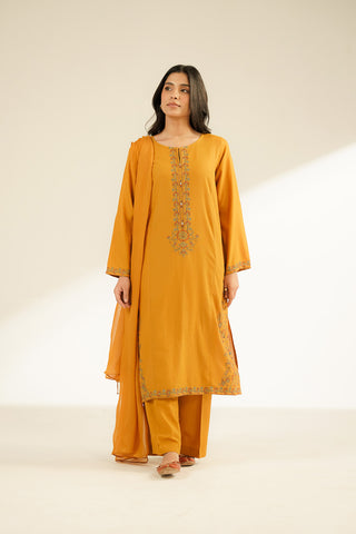 3 Piece Lawn Karandi Embroidered Suit (CS0408)