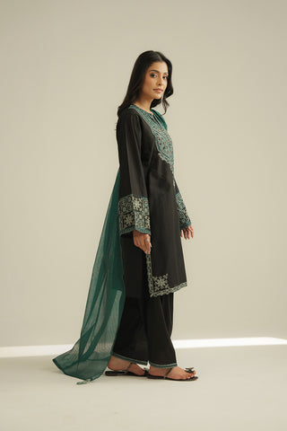 3 Piece Lawn Embroidered Suit (CS0456)