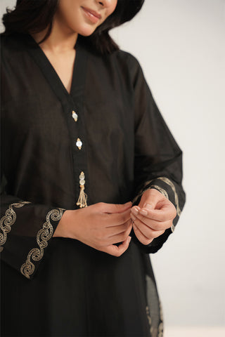 2 Piece Lawn Embroidered Suit (CS0471)