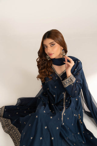3 Piece Lawn Embroidered Suit (CS0494)