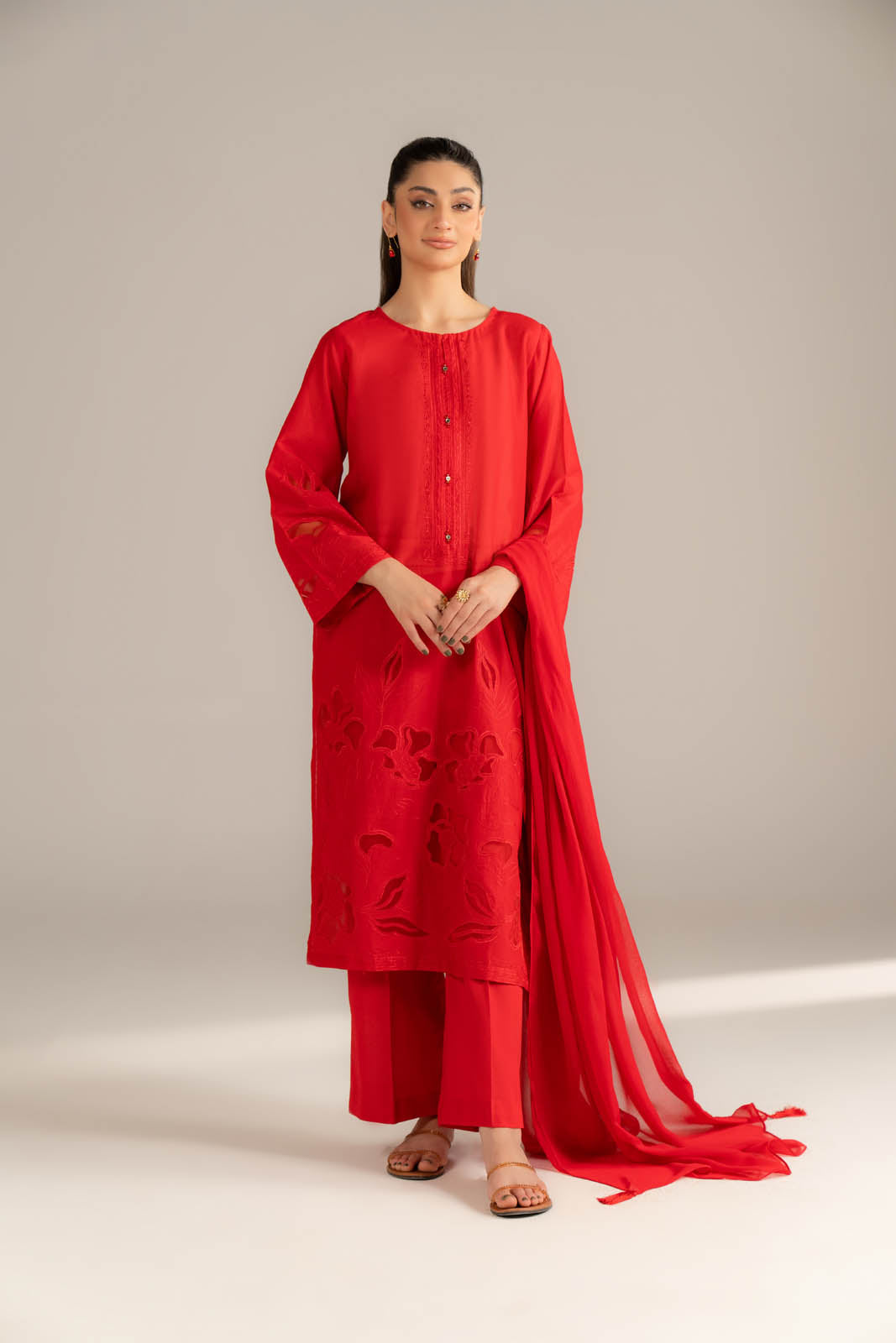 3 Piece Lawn Embroidered Suit (CS0500)