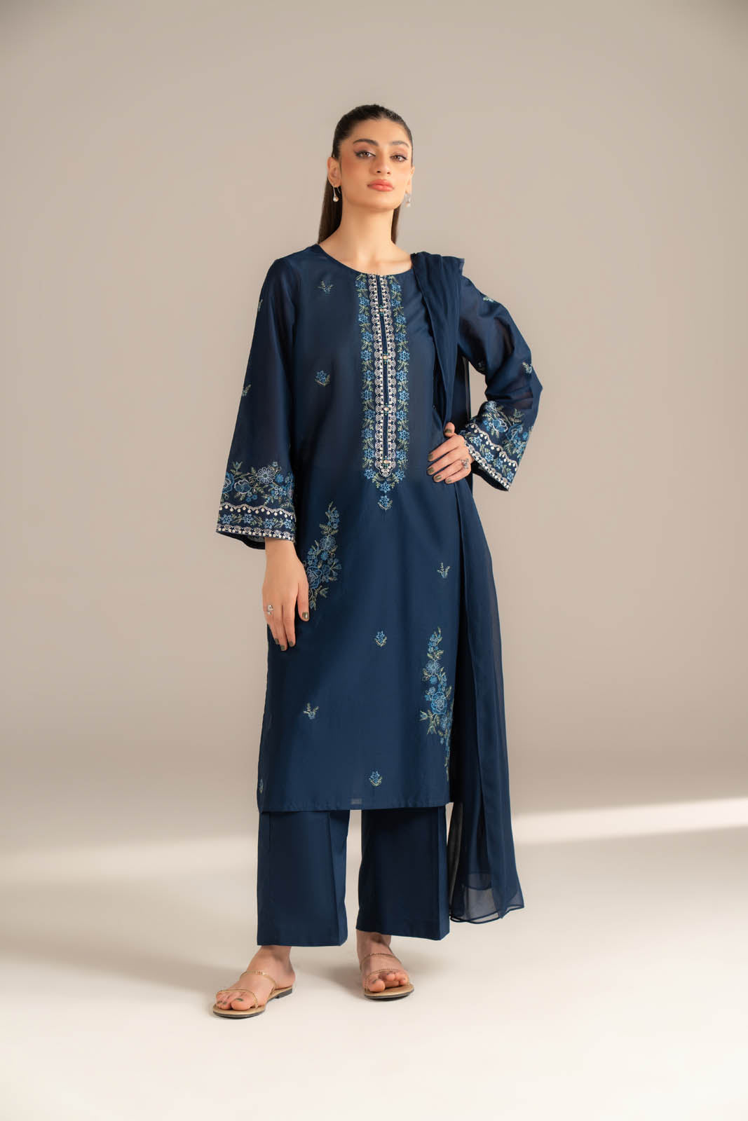 3 Piece Lawn Embroidered Suit (CS0508)