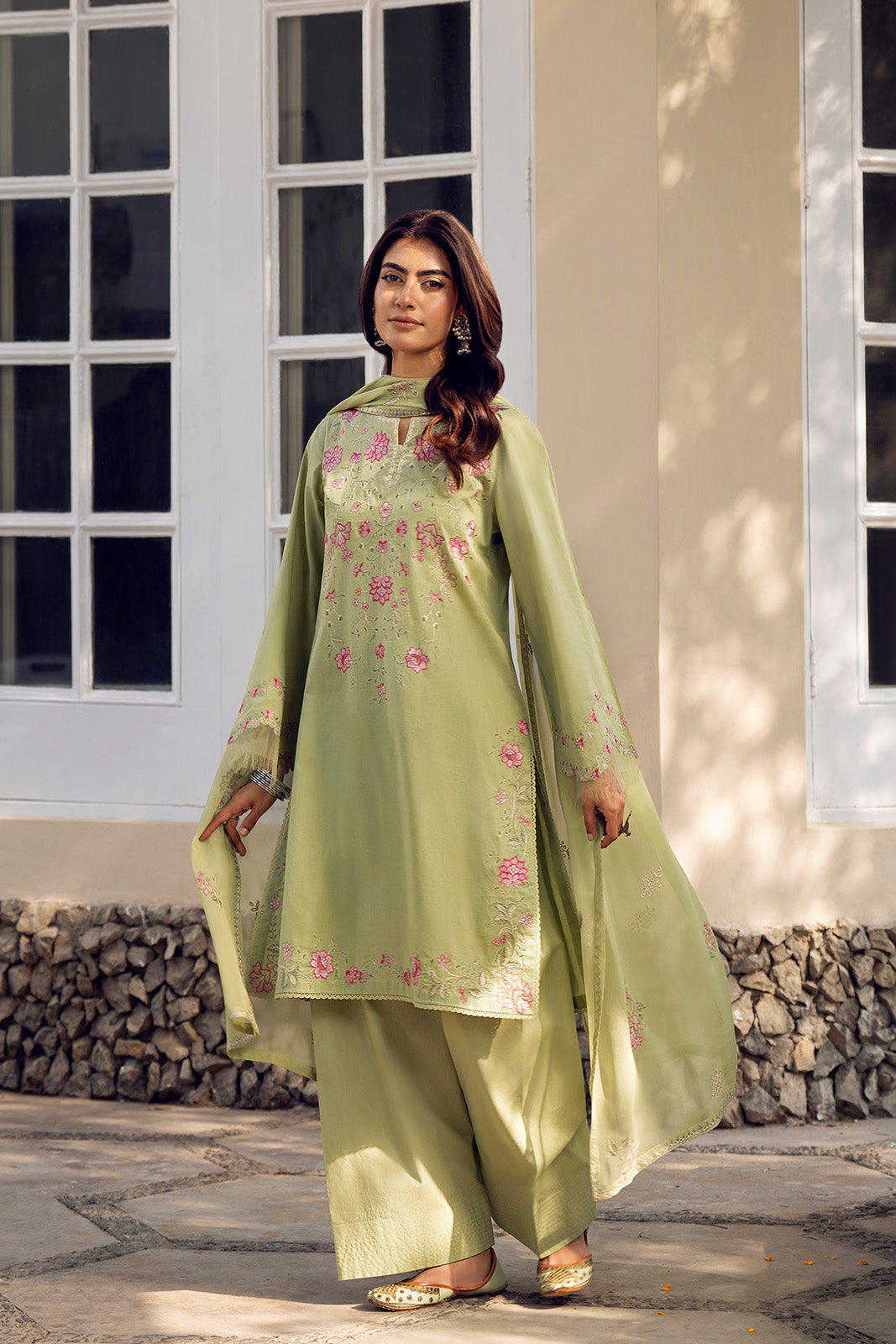 3 Piece Lawn Embroidered Suit (CS0512)