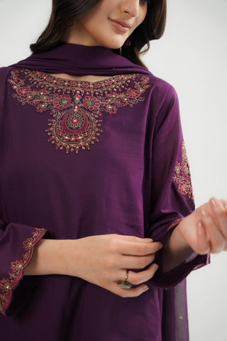 3 Piece Lawn Embroidered Suit (CS0515)