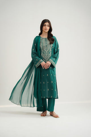 3 Piece Lawn Embroidered Suit (CS0588)