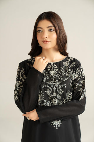 2 Piece Lawn Embroidered Suit (CS0540)