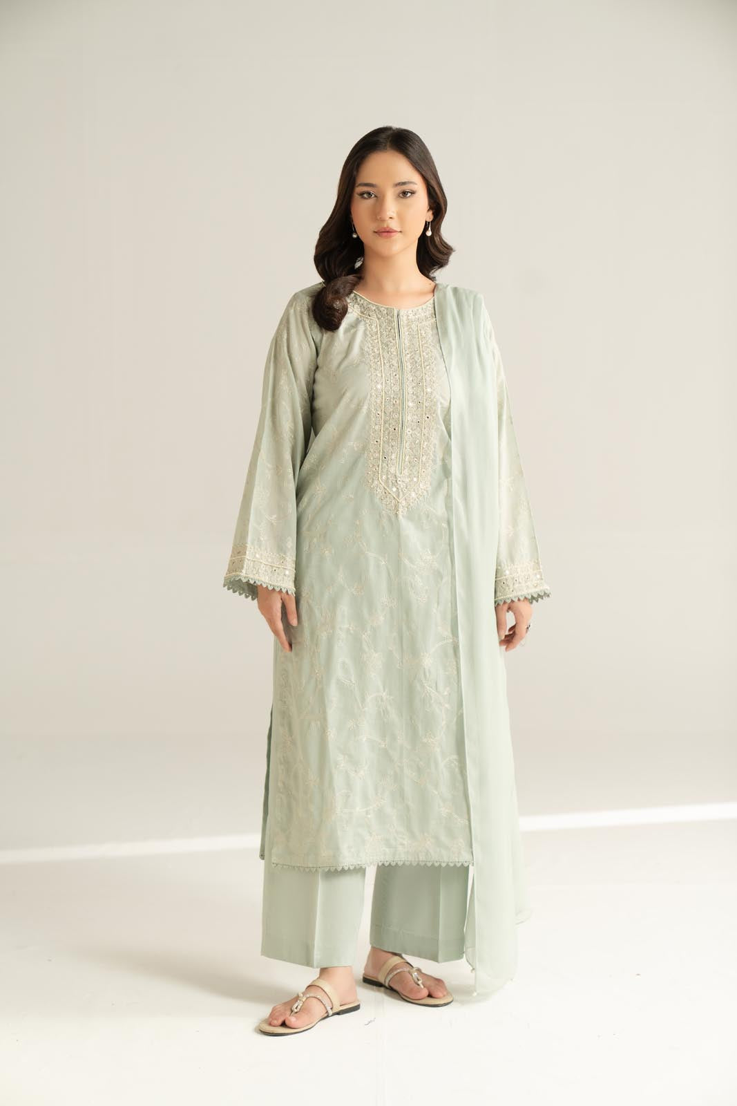 3 Piece Lawn Embroidered Suit (CS0532)