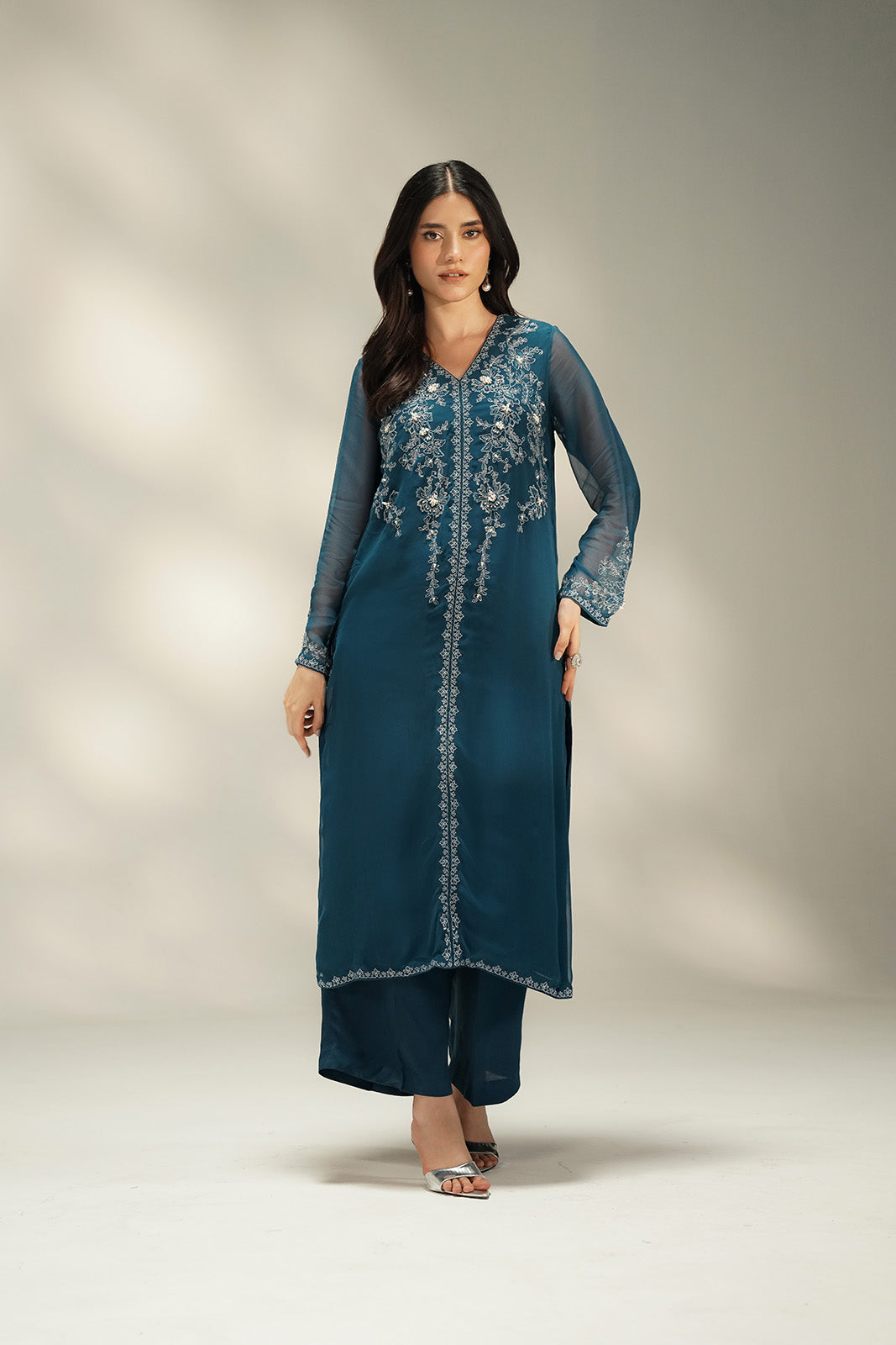 2 Piece Chiffon Embroidered Suit (FS0127)