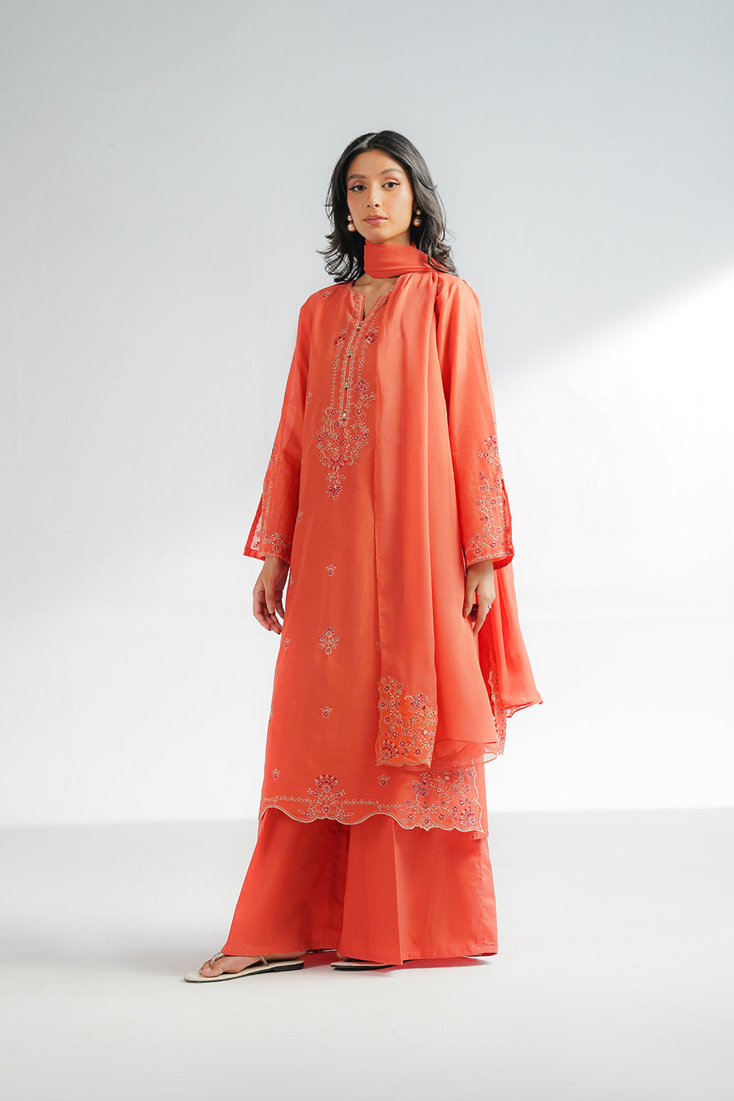 3 Piece Lawn Embroidered Suit (CS0575)