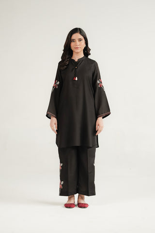 2 Piece Lawn Karandi Embroidered Suit (CP0556)