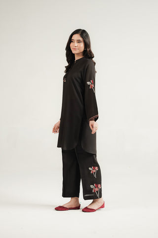 2 Piece Lawn Karandi Embroidered Suit (CP0556)