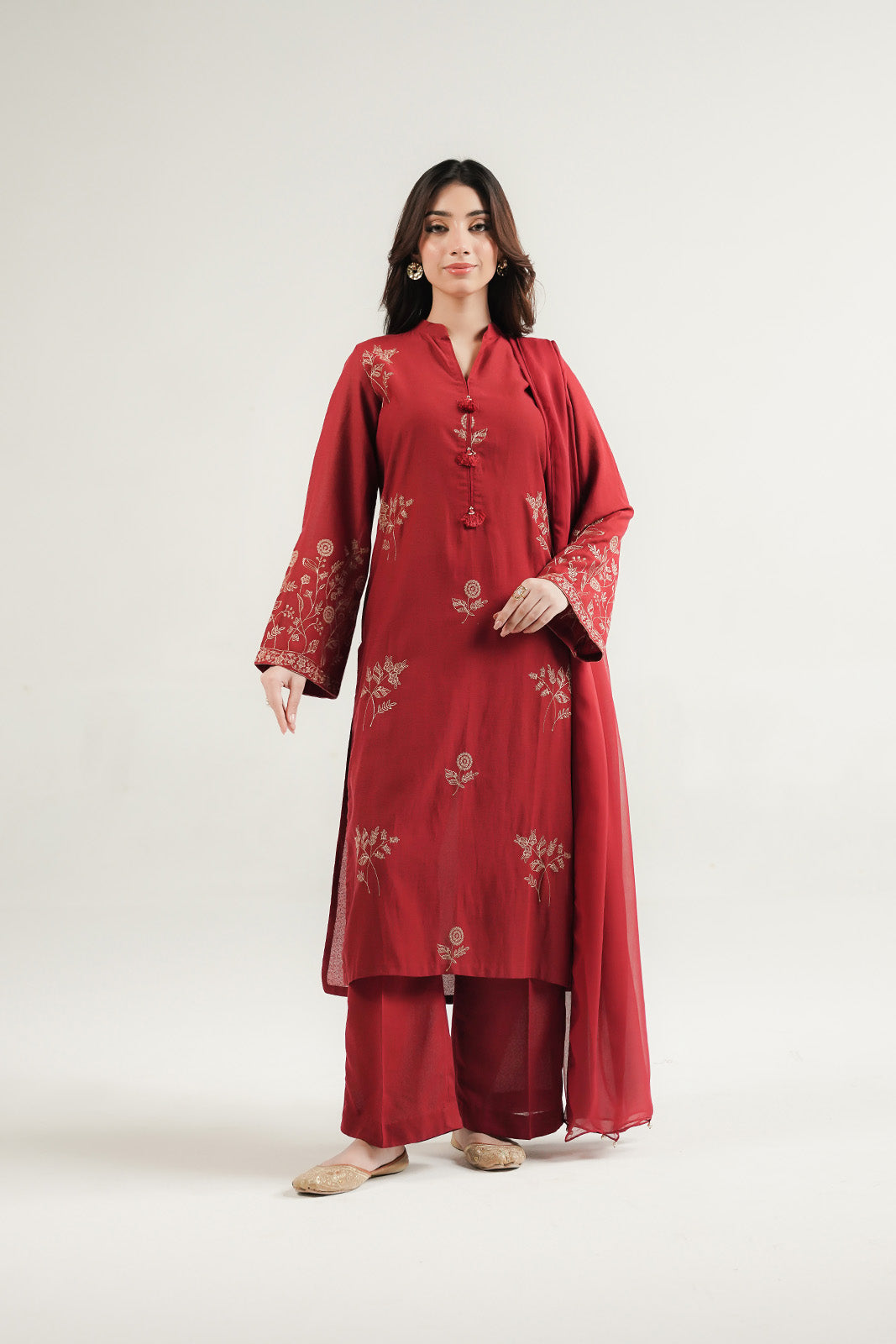 3 Piece Lawn Karandi Embroidered Suit (CP0567)