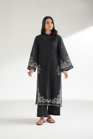 2 Piece Lawn Embroidered Suit (CS0548)