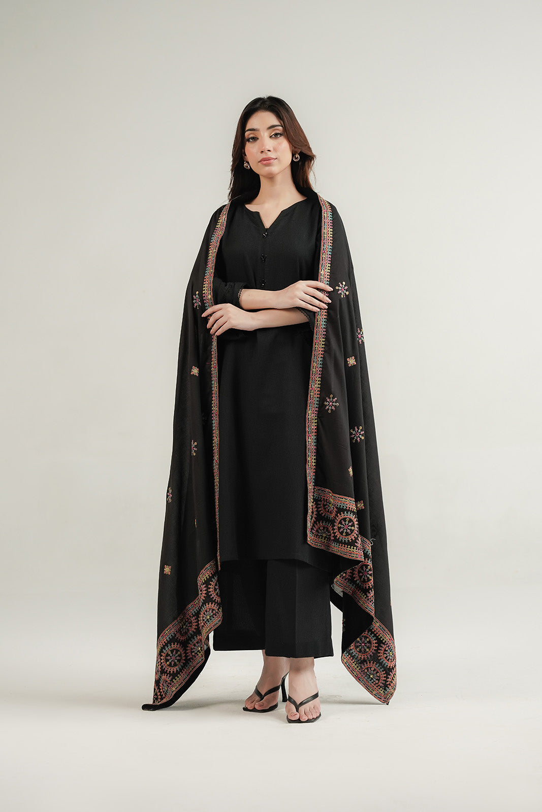 1 Piece Lawn Embroidered Shawl (CH0075)