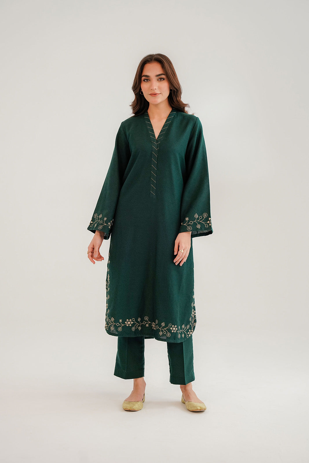 2 Piece Cotton Karandi Embroidered Suit (CP0311)