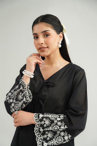 2 Piece Lawn Embroidered Suit (CF0194)