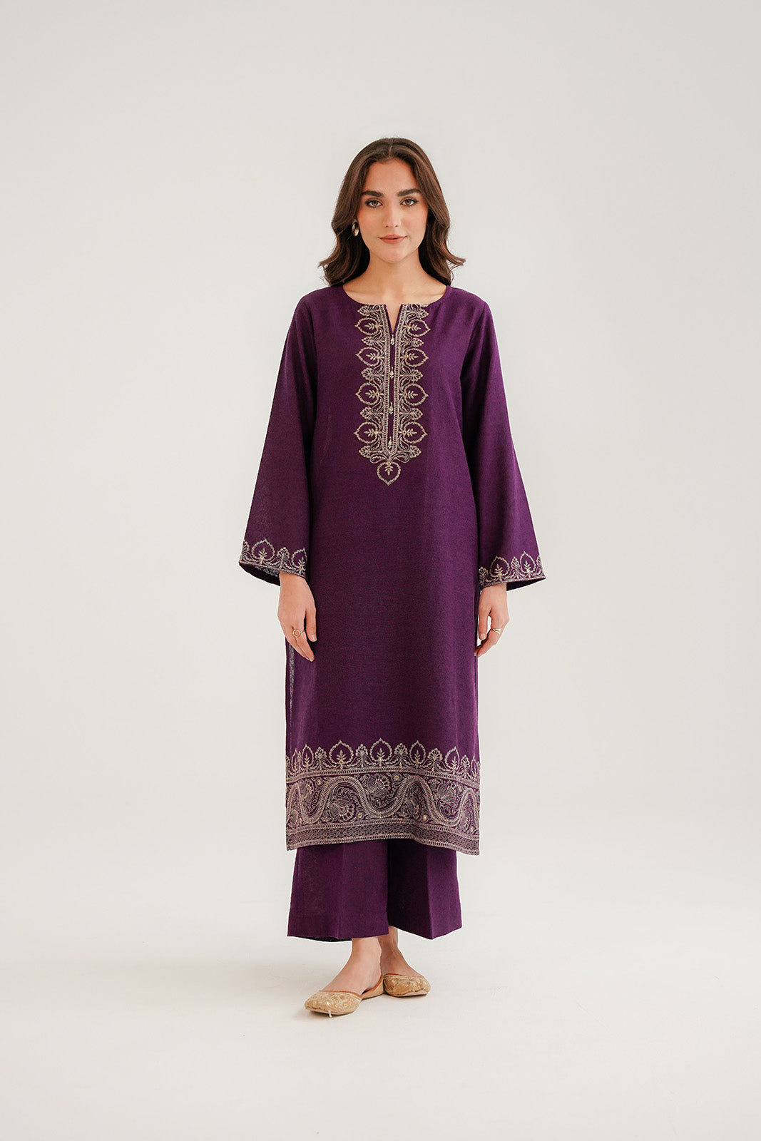 2 Piece Cotton Karandi Embroidered Suit (CP0302)