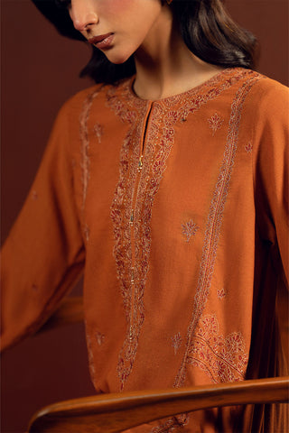 2 Piece Lawn Karandi Embroidered Suit (CS0692)