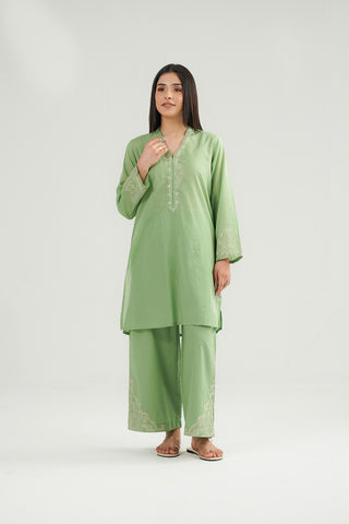 2 Piece Lawn Embroidered Suit (CP0429)