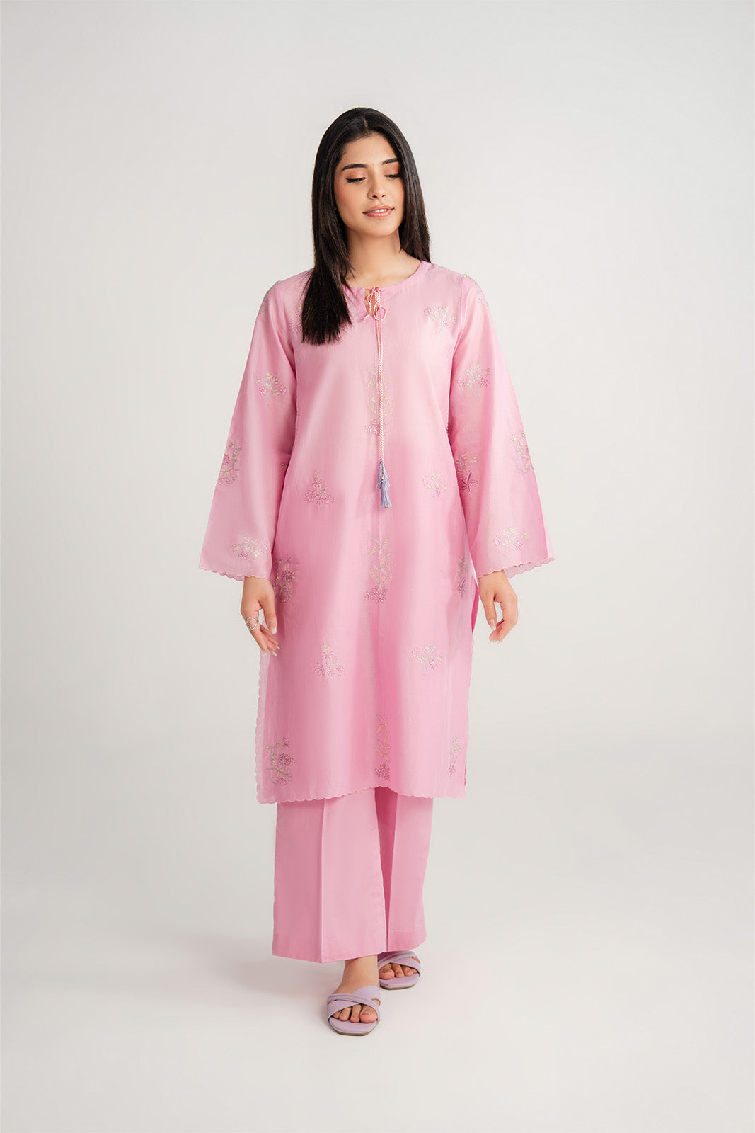 2 Piece Lawn Embroidered Suit (CP0450)
