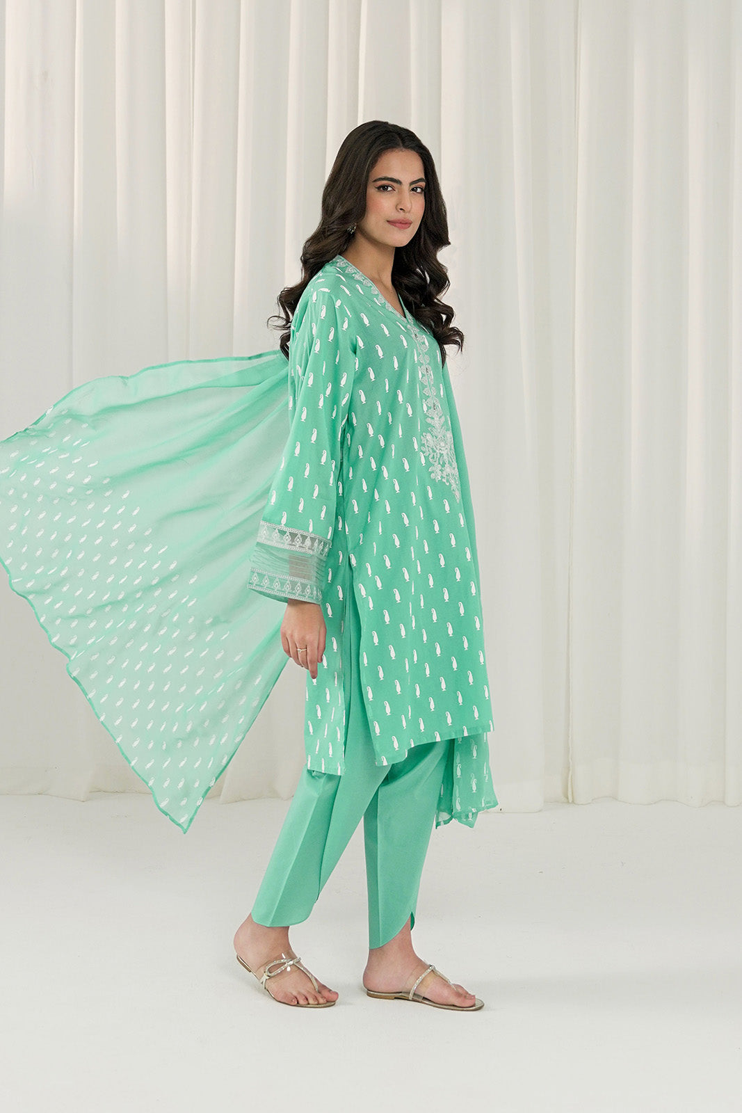 3 Piece Printed Lawn Embroidered Suit (CP0058)