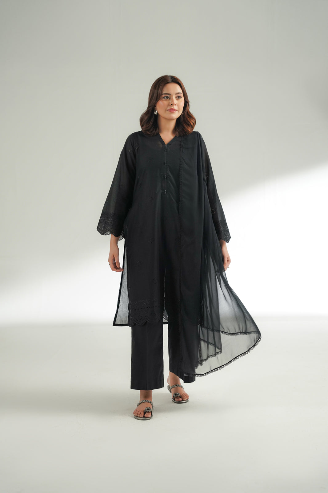 chinyere black dress Chinyere AA416902_2 Formal 2021 – Sara Clothes main image 0