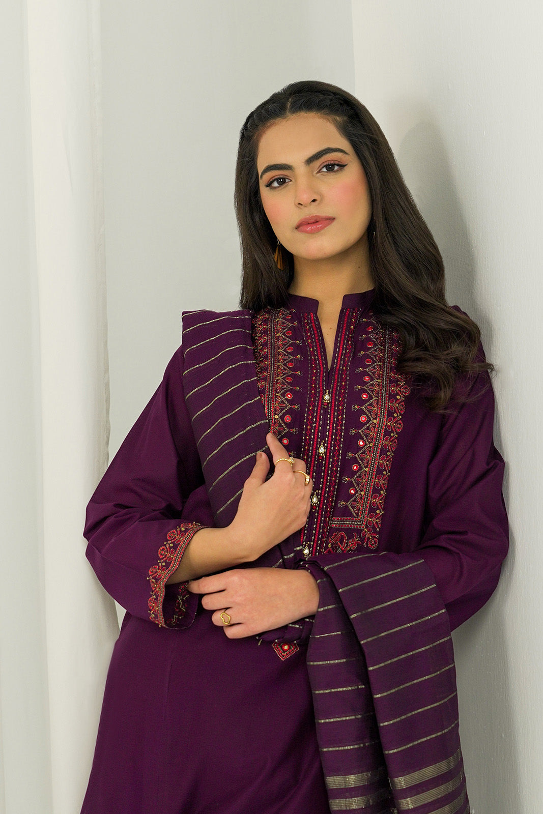 3 Piece Lawn Embroidered Suit (CS0231)