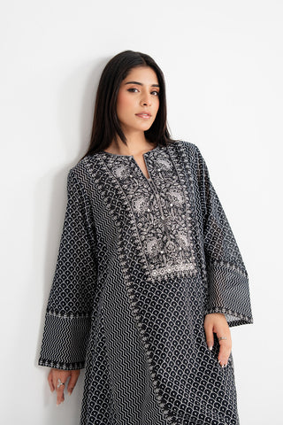 2 Piece Printed Lawn Embroidered Suit (CP0448)
