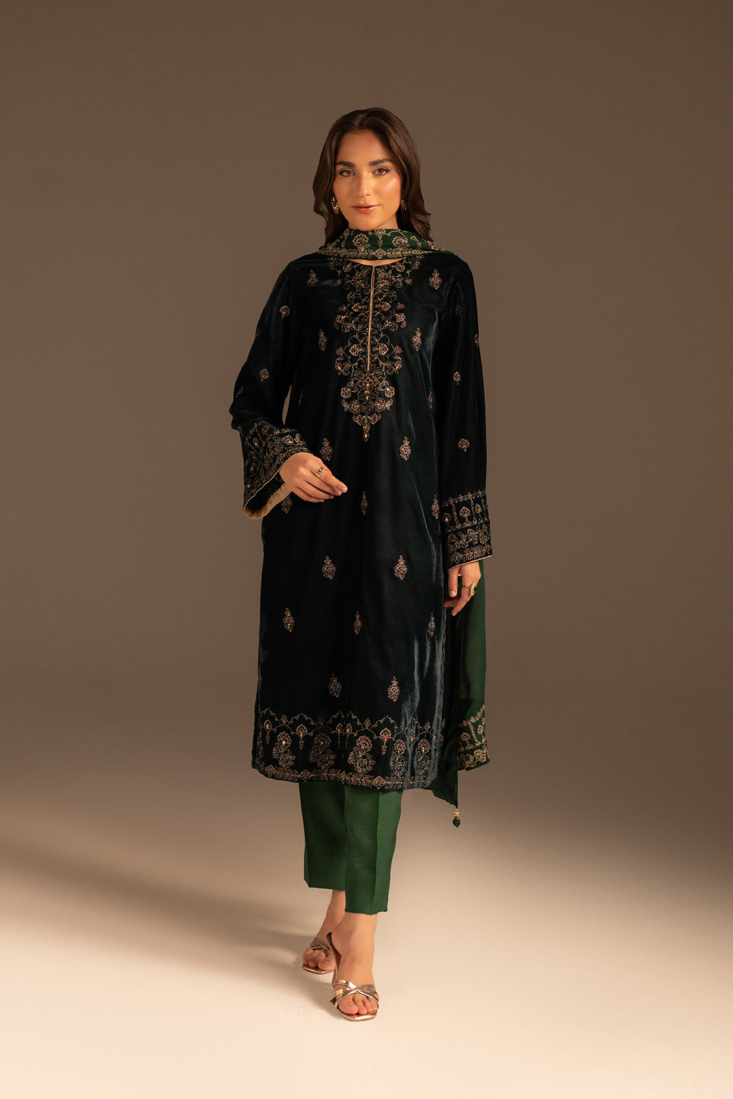 3 Piece Velvet Embroidered Suit (UF0020)