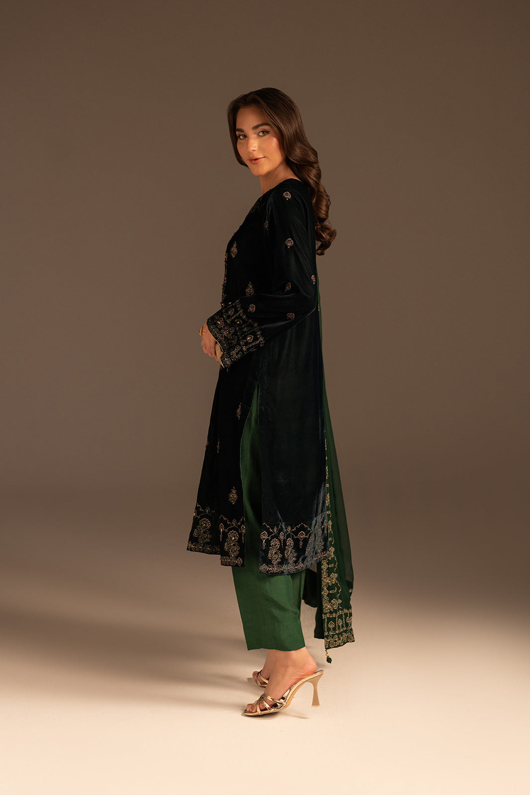 3 Piece Velvet Embroidered Suit (UF0020)