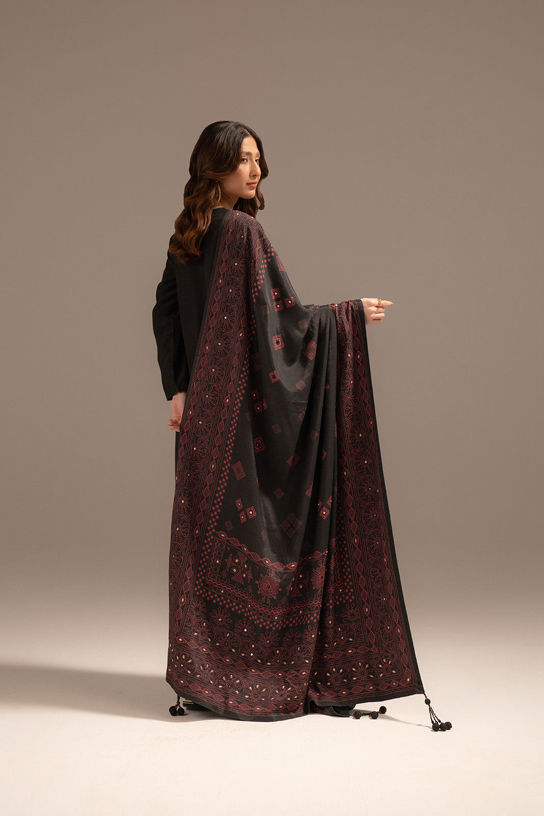 1 Piece Raw Silk Embroidered Shawls (FH0016)