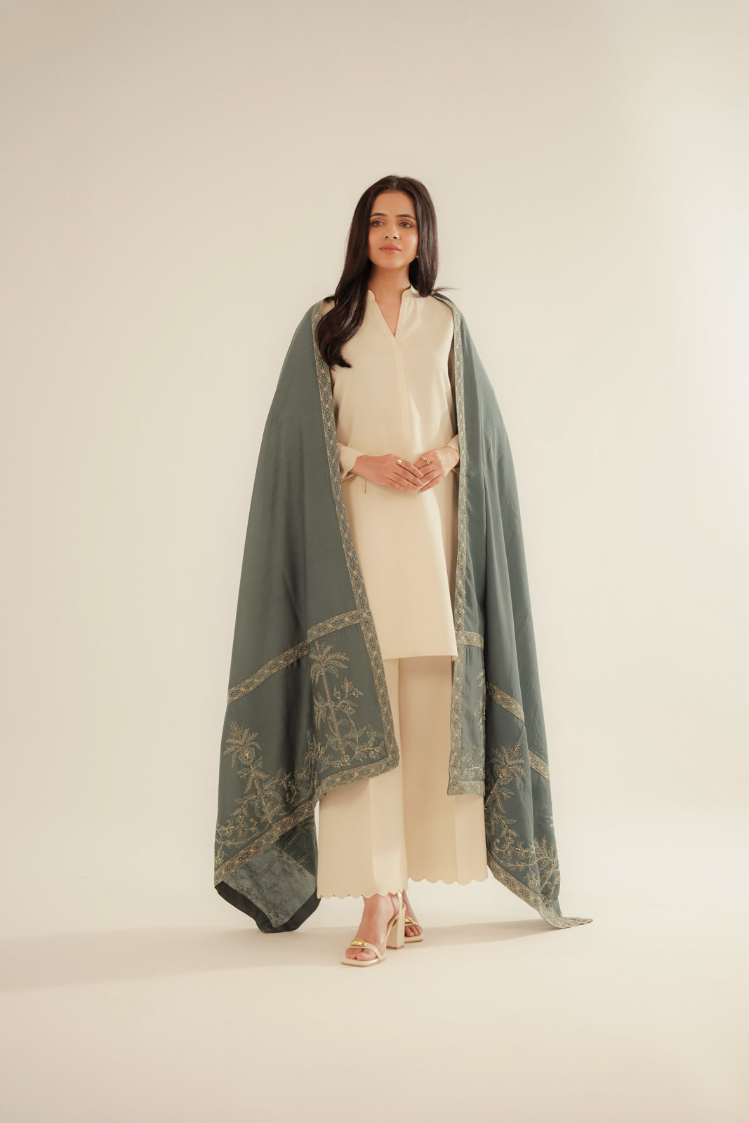 1 Piece Cotton Silk Embroidered Shawls (FH0019)