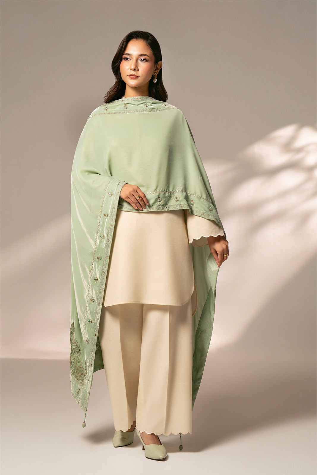 1 Piece Velvet Embroidered Suit (FT0007)